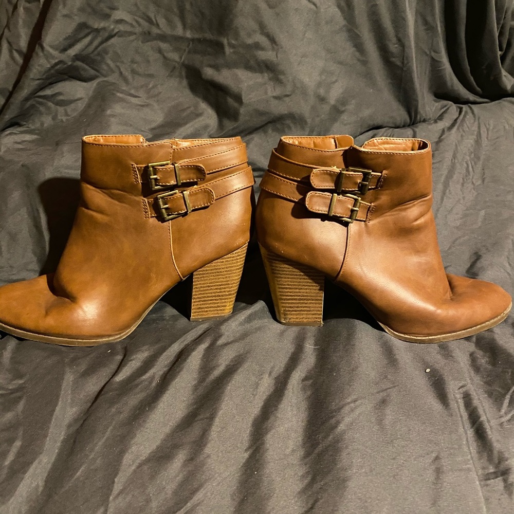 Ankle boots size 10